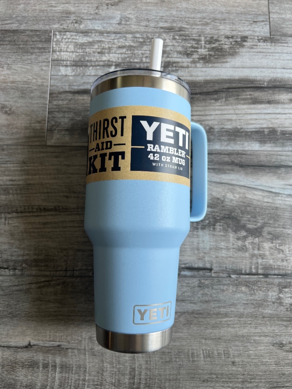Yeti Big Sky Blue 42oz straw mug